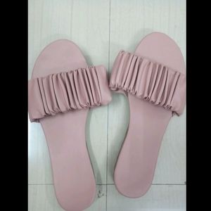 PRETTY PINK SLIPPER