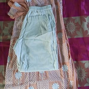 Women Kurta set with pant