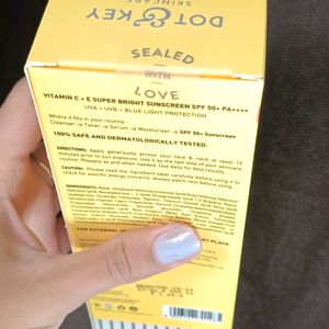 Vitamin C Sunscreen From Dot & Key (Sealed)