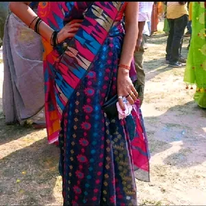 beautiful jamdani saree