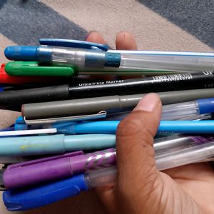 200+ Used Pens For Crafting And Other Things