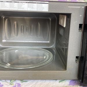 LG Solo Microwave Oven (MS2043DB)