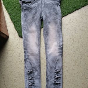Dungree jeans