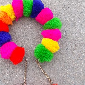 Pompom Bracelet