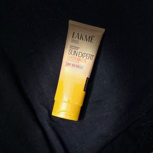 Lakme Sunscreen