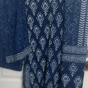 Klosia Kurti Set