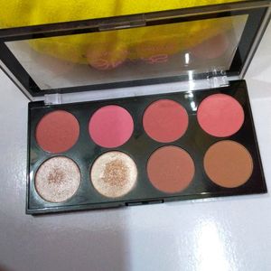 Blush Pallate