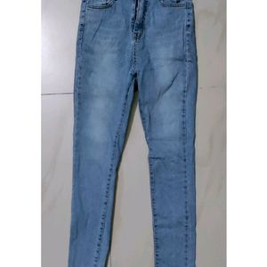 Offer Please❗Light Blue jeans 💥(28)