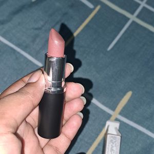 Macximal Lipstick Shade Whirl