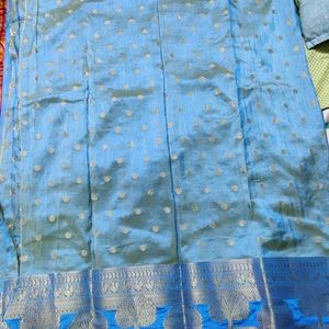 ₹600 DualTone BlueGold Silk Saree