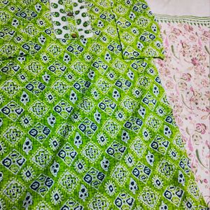 Green White Cotton Kurta Set