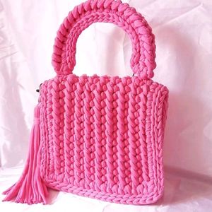 Crochet Pink Clutch / Slingbag / Bag for Girls