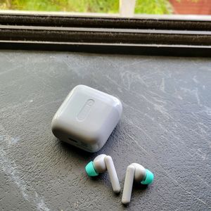 Boat airdopes 148 earbuds