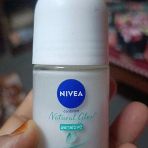 Nivea deodorant Roll On