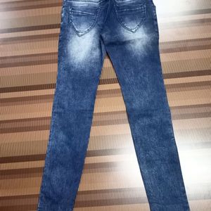 (N-09) 28 Size Slim Fit Denim Jeans