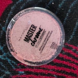 Maybelline Highlighter Pink Colour Not Used New Piece Slight Ly Powder Came Out That's All Not Used