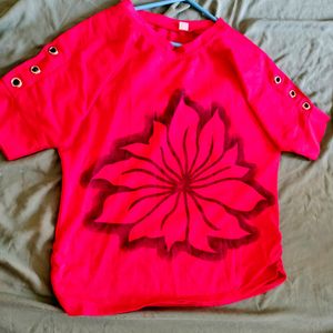 Red Floral Print 👕