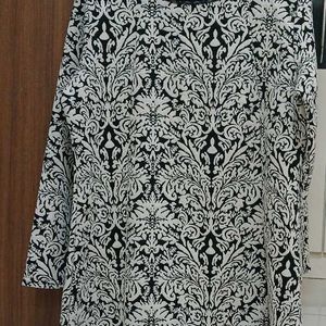 A Black and White Tunic From FIG