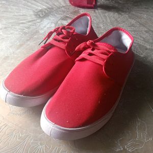 Red Canvas Shoe  👟