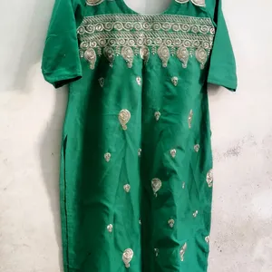 Beautiful Kurta For girls And Women Size issue