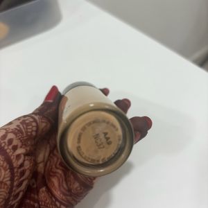 MAC Studio Fix Foundation -NC37