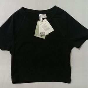 H&M Tee Shirt (Brand New).