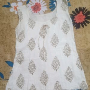 Ethnic Sleeveless Top Size 32