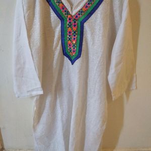 White Kurti