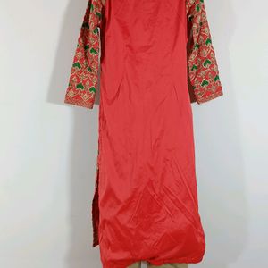 Multicolor Embroidered Kurta Set (Women)