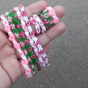 Flower Thread Braclete