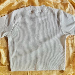 white small crop tshirt