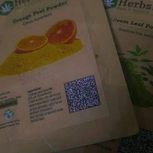 Orange Peel Powder And  Neem Leaf Powde