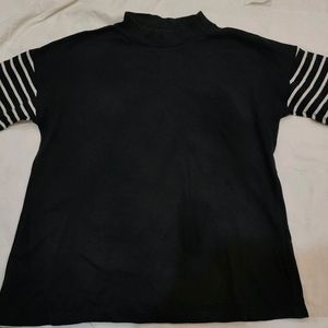 Black Tshirt With Stripes Sleeves