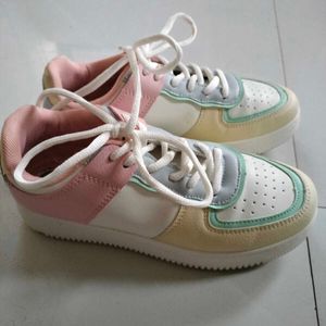 Women Peach And cream Colorblocked Sneakers