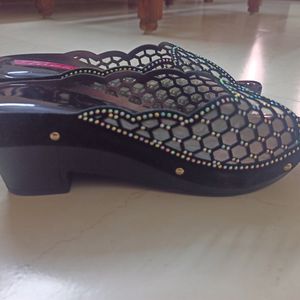 Partywear / Casual Footwear For Women | 23cms |