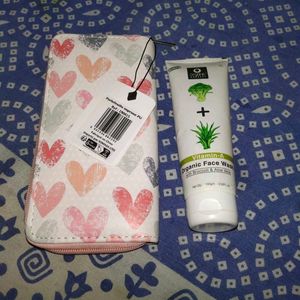 Women New Imported Wallet And Facewash Free Ne