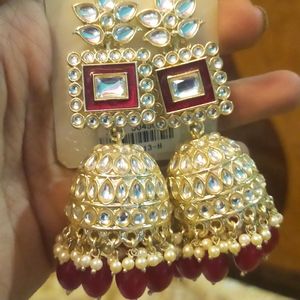 Heavy Beautiful Jhumkas.