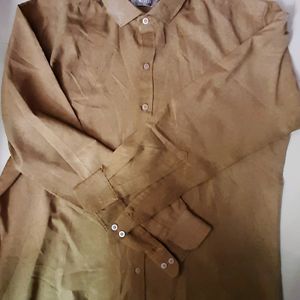 Men Regular fit Solid Spread Collor Causal Shirt