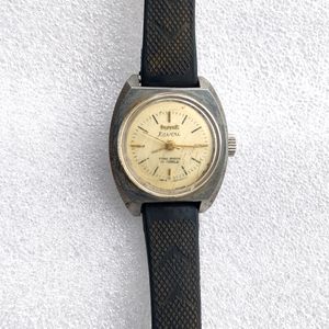 Vintage HMT Kaveri (Ladies) Hand-Winding Watch.