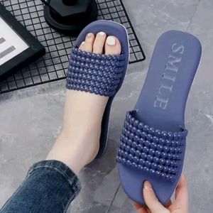 Fancy Slippers For Women's