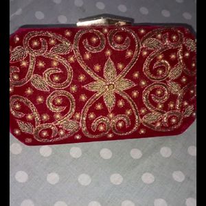 Bridal Clutch Only One Tym.Used