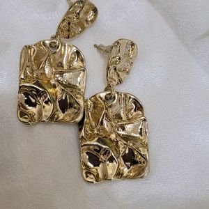 Abstract Earrings Gold