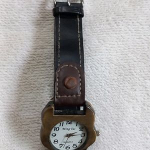 RED INDIAN ANTIQ WATCH RUNNING CONDITION