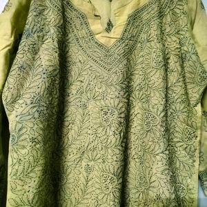 Lucknowi Chikankari Kurta