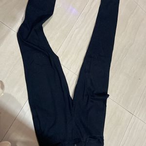 Coal Black Colour jeggings/ Fitted jeans