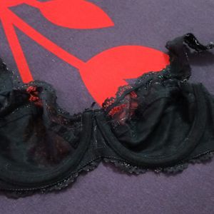 Lace Bra..34B