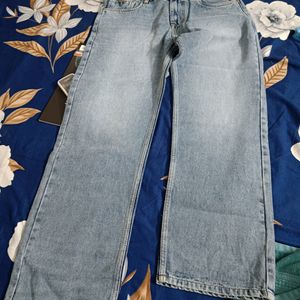 Jeans (28, 30, 32, 36)