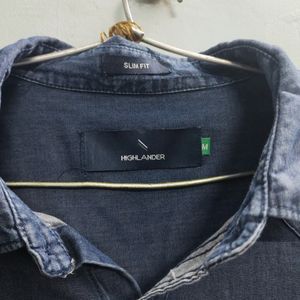 Jeans Colour Shirt mint condition