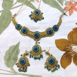 Blue And Golden Diamond Jewellery Set For Festive