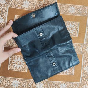 Women's Black Wallet